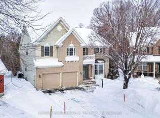 57 Mattawa Cres, Ottawa, ON K2M 2E8