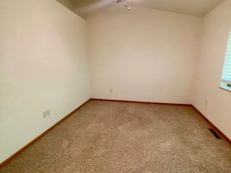 3809 Cliffside Dr #10 — Photo 11