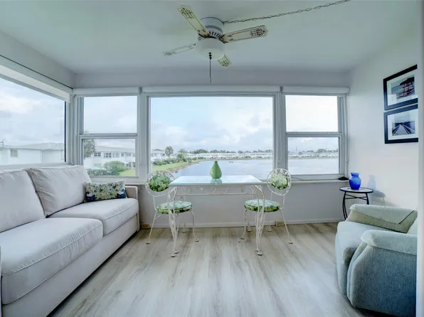 1801 Ocean Drive #201, Boynton Beach, FL 33426