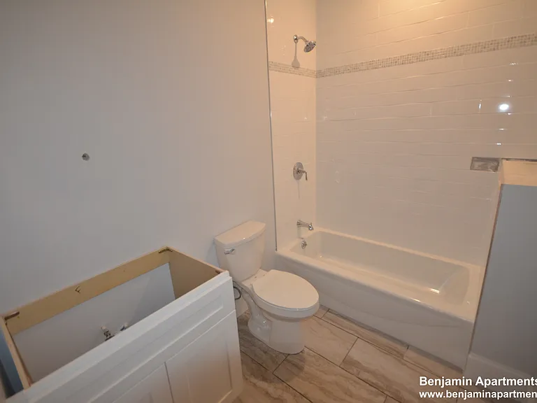 18 Murdock St #15 — Photo 6