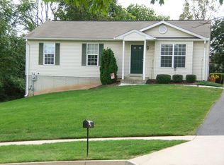 28 N Towne Ct, Mount Airy, MD 21771