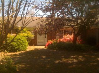 2204 W Admiral Dr, Virginia Beach, VA 23451