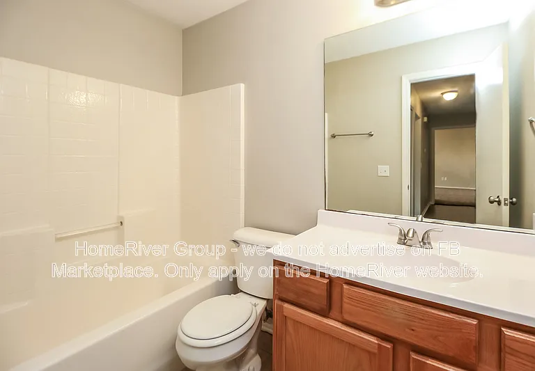 12501 SW 15th Ter — Photo 13
