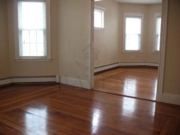 837 Fellsway, Medford, MA