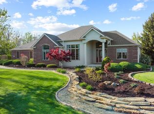 9825 Homestead Ridge Pkwy, Leo, IN 46765