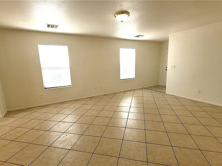 5745 W Dewey Dr — Photo 5