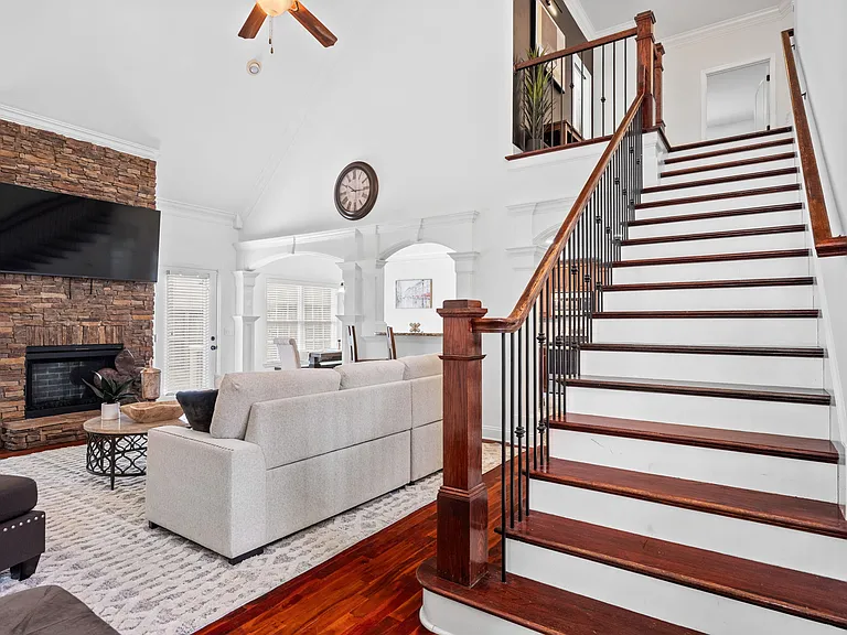1108 City View Ter — Photo 12