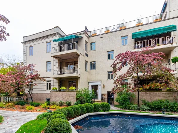 2372 Madison Rd #5, Cincinnati, OH 45208