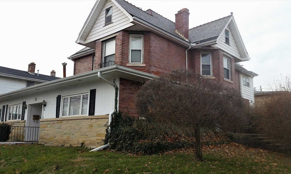 1st image of 67 E High St