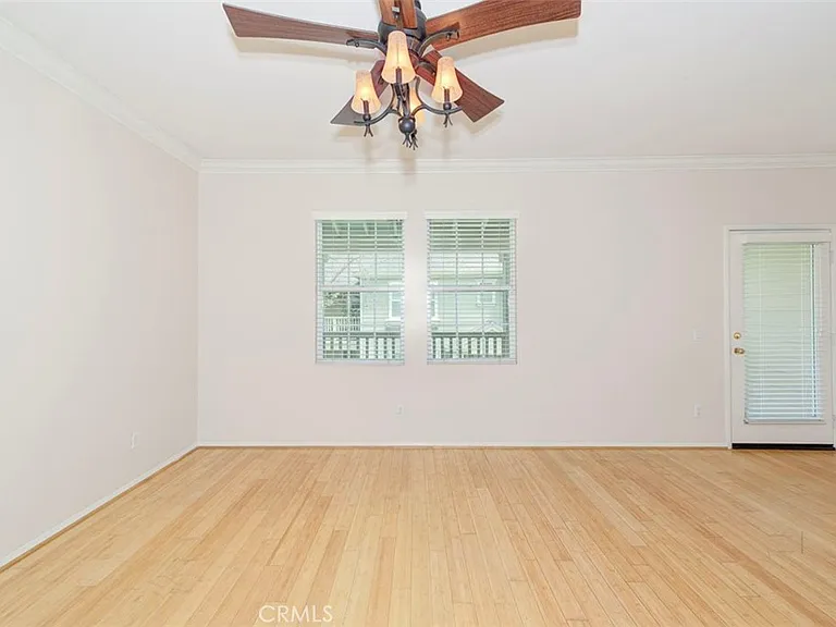 7 Chilmark St — Photo 15