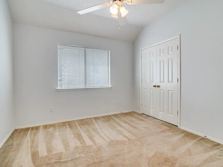 1806 Pendleton Rd — Photo 18