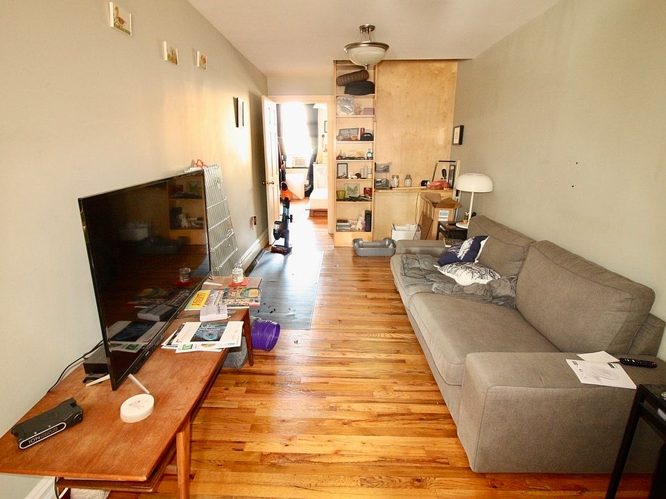 1st image of 292 20th St #3I