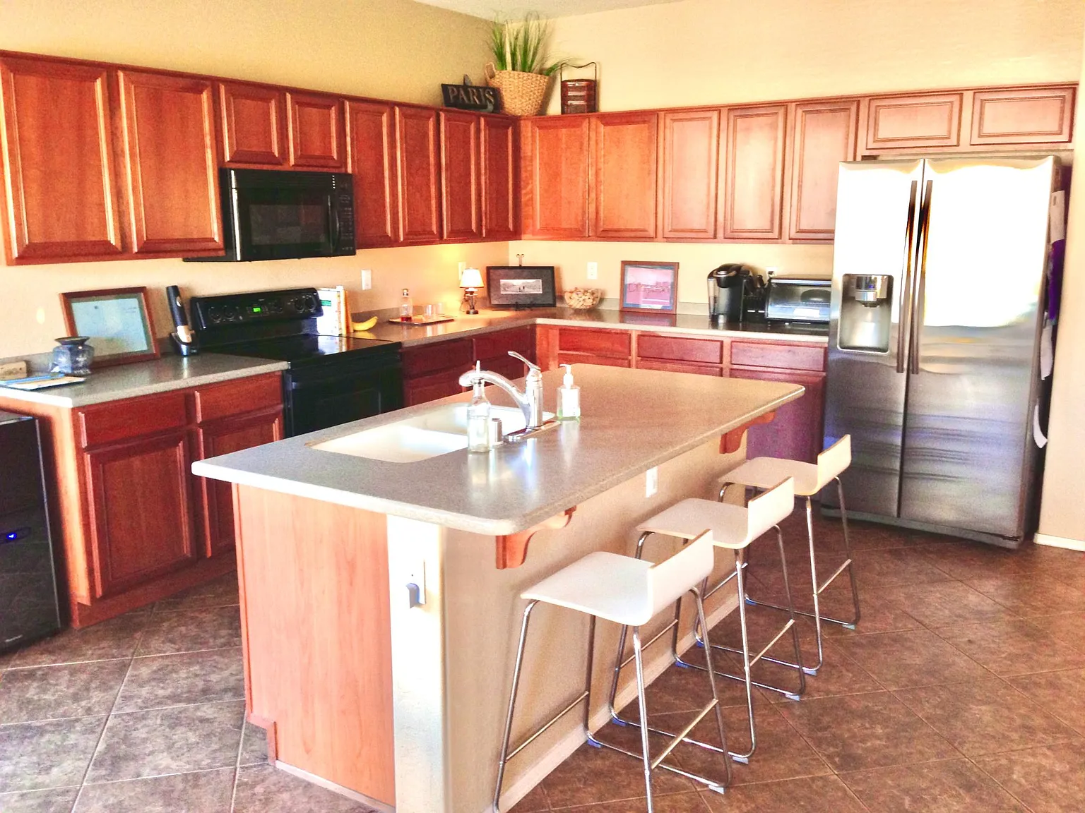 1210 E Browning Pl — Photo 3