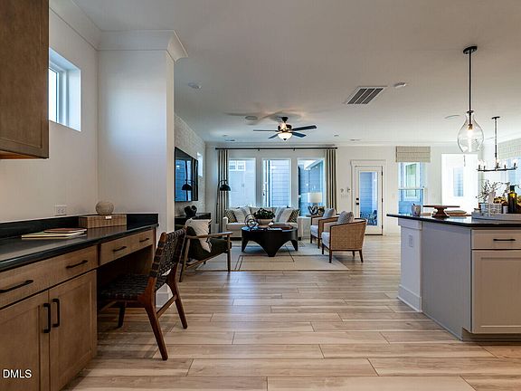 7th image of this home