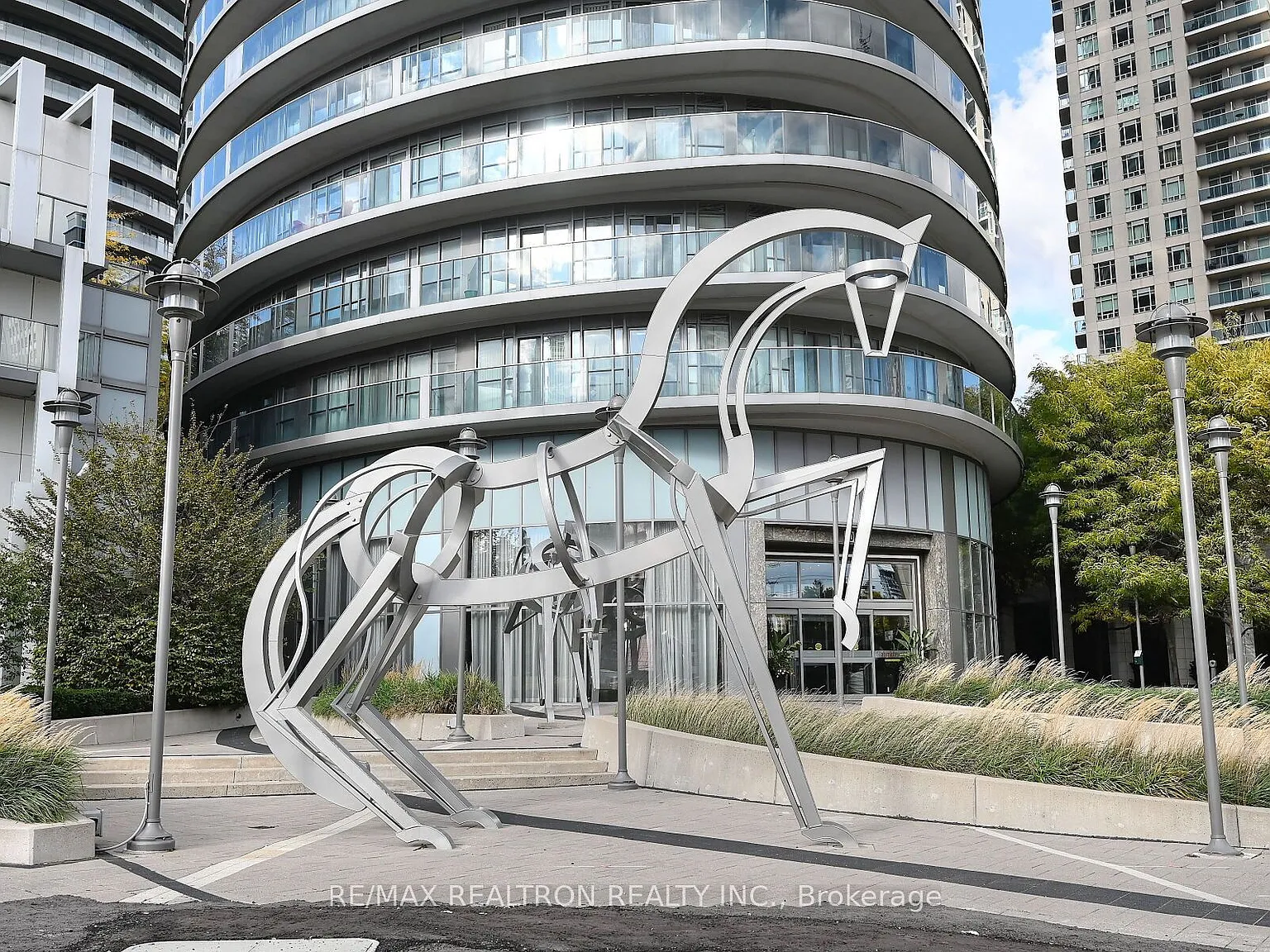 2 bed, $2,500 — Photo 1