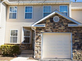 202 Cobblestone Ct, Monmouth Junction, NJ