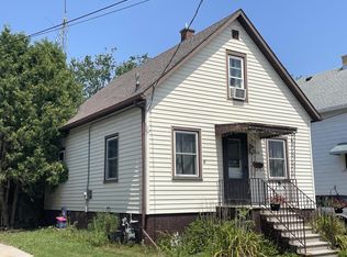 1816 20th St, Two Rivers, WI 54241