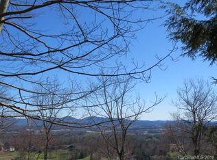 15 Wild Dogwood Trl, Mills River, NC 28759