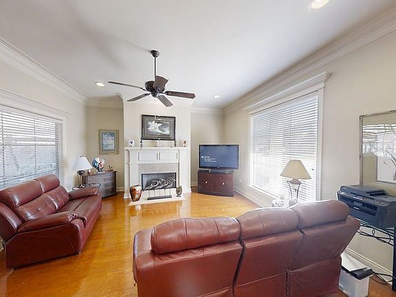 4th image of 106 Saint Martinique Ln