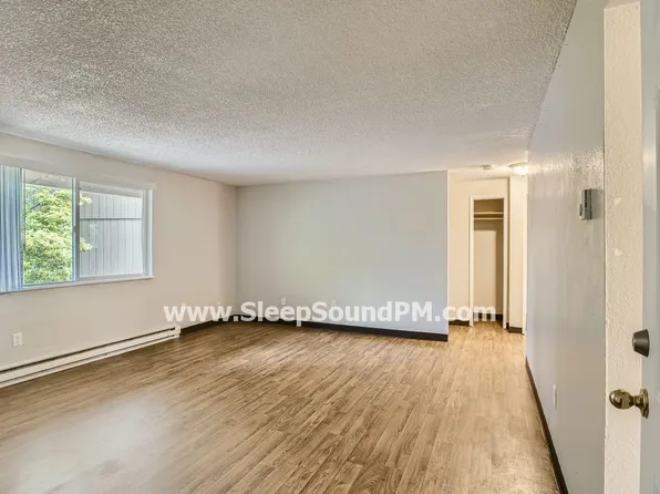 691 Molalla Ave APT 15, Oregon City, OR 97045