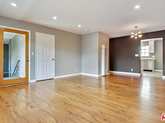 4th image of 246 N Coronado St APT B