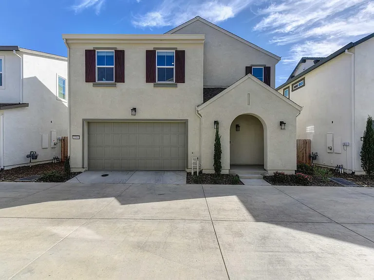 3304 Sunny Gate Ln — Photo 19