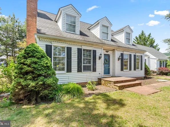 13214 Buchanan Trl W, Mercersburg, PA 17236
