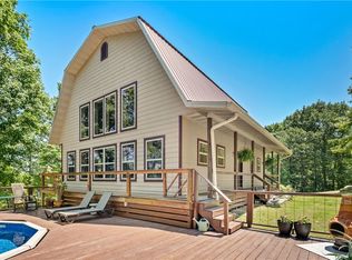 482 County Road 332, Eureka Springs, AR 72632