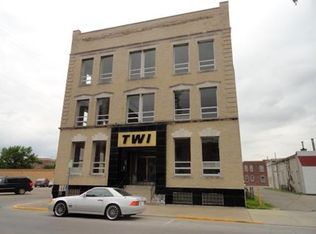 120 S 7th St, Terre Haute, IN 47807