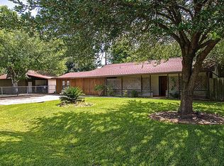 15830 Elton Dr, Crosby, TX 77532