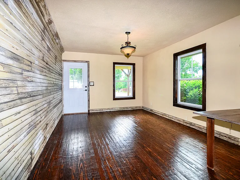 1421 N Cleveland Ave — Photo 7
