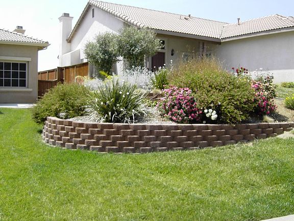 Front Yard Multi-Level Flowerbeds May 07