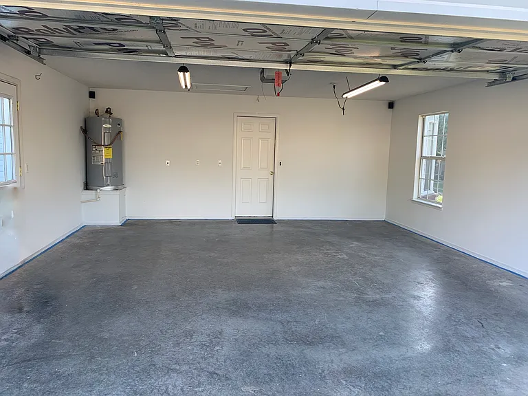 Garage (2 car)