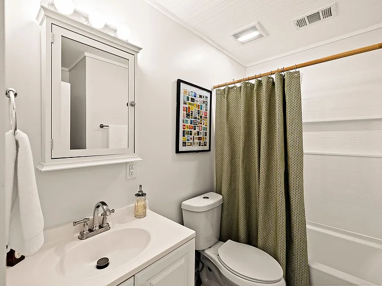 151 Rendant Ave — Photo 20