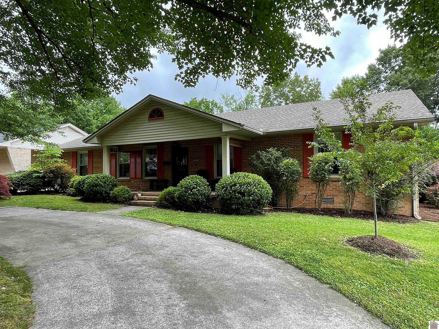1612 Loch Lomond Dr, Murray, KY 42071 Zillow