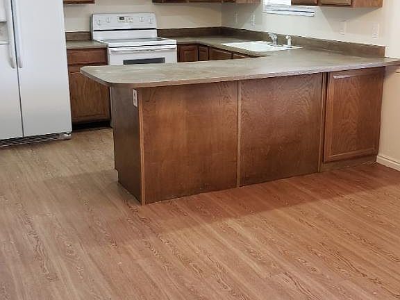 Large Kitchen with Dining Area