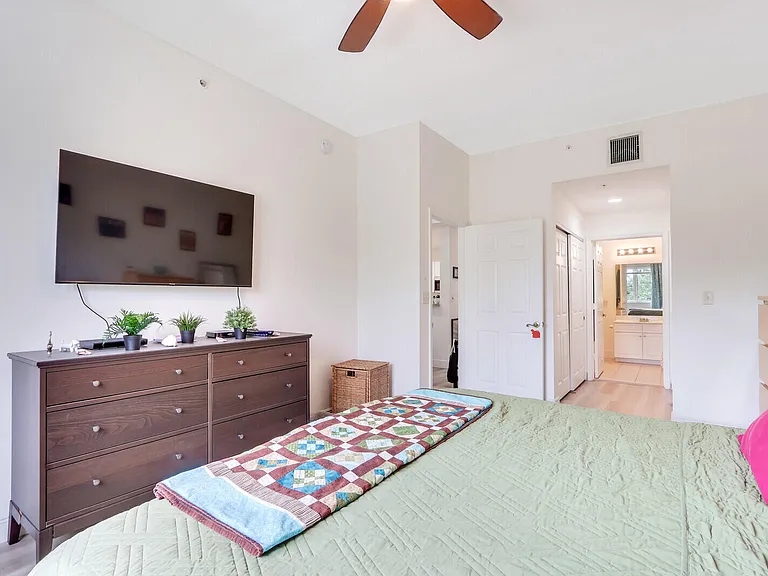 1155 Main St #216 — Photo 14