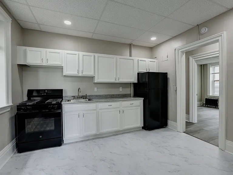 Willett Apartments — Photo 26