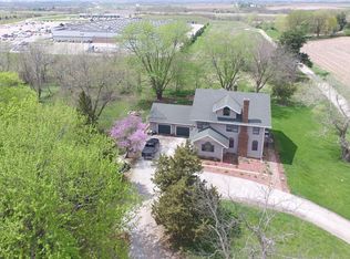 1902 D Ave W, Oskaloosa, IA 52577