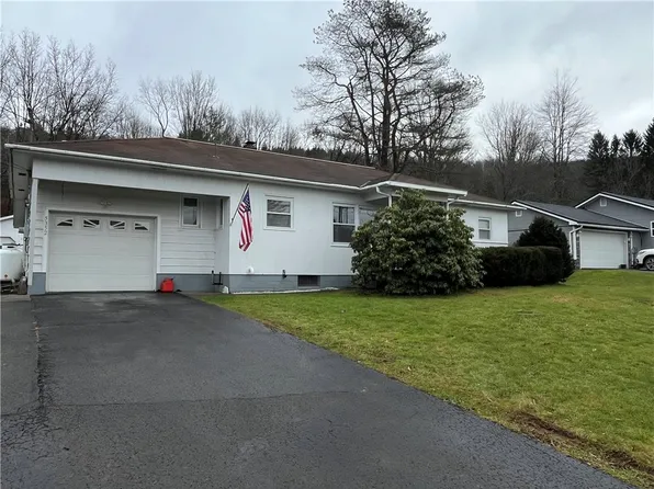 5352 County Road 32, Norwich, NY 13815