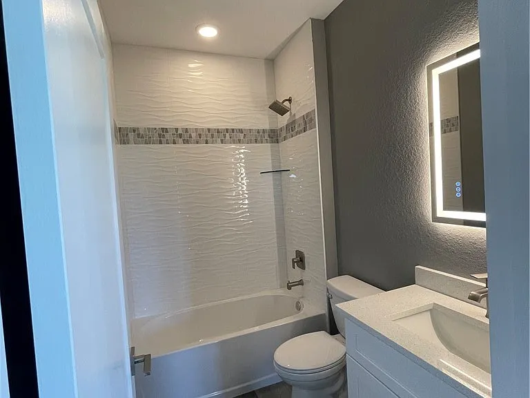 610 Floyd Ave S — Photo 17