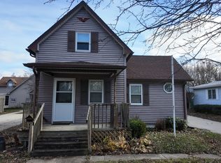 126 Prairie St, Genoa, IL 60135