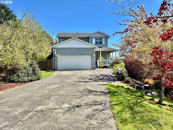 990 Bridge View Ct, Astoria, OR 97103