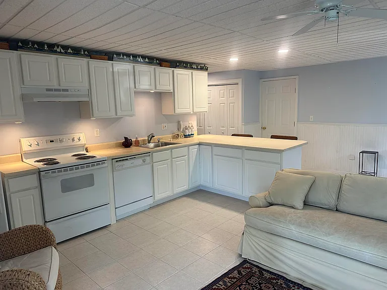 204 Nubble Rd — Photo 18