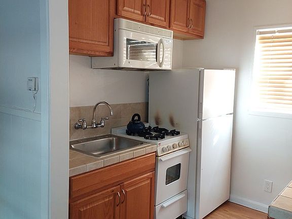 4th image of 2187 Lake Tahoe Blvd APT 2