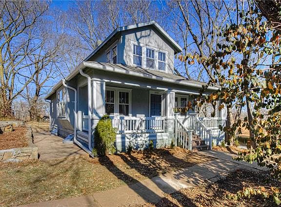 3rd image of 4022 Wyandotte Ave