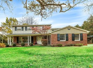 932 Kuebler Dr, Ann Arbor, MI