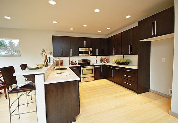 4th image of 11700 26th Ave NE