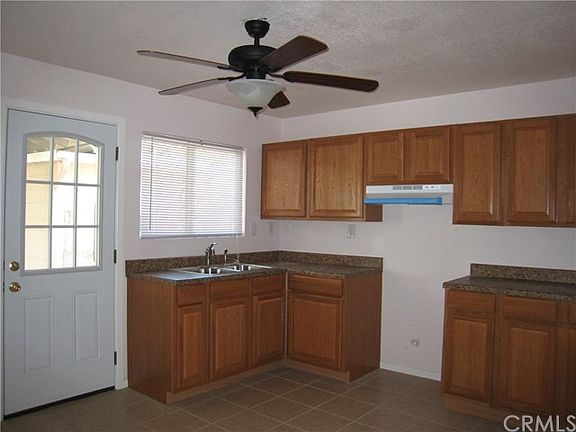 3rd image of 1515 W 5th St