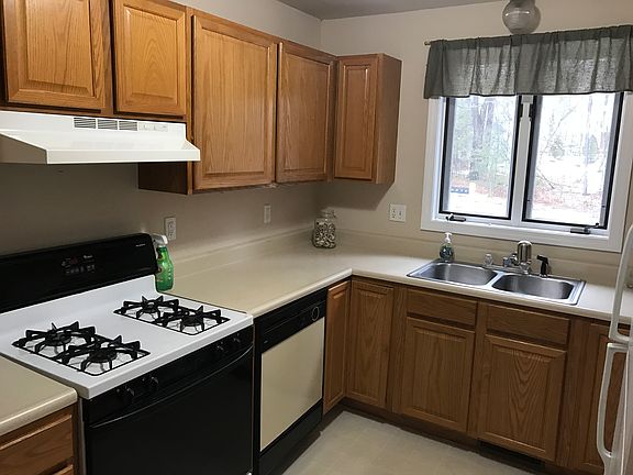 Kitchen, Appliances stay